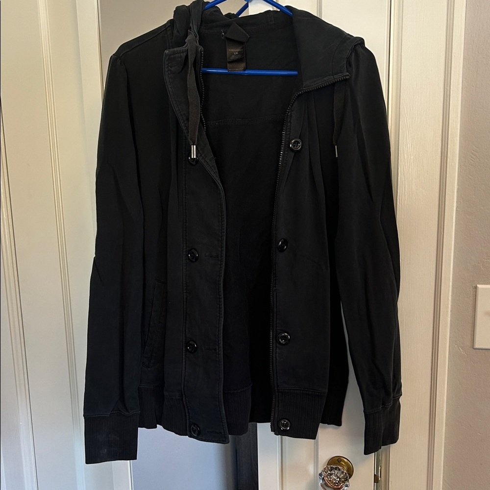 Black women’s NorthFace Jacket